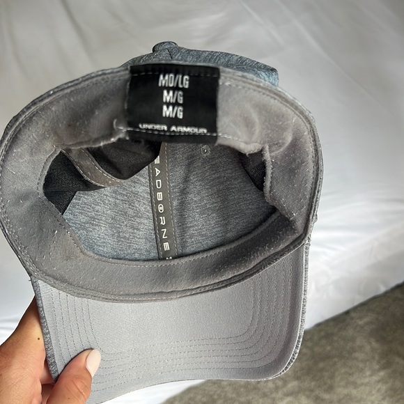 Under Armour Hat - Picture 3 of 3